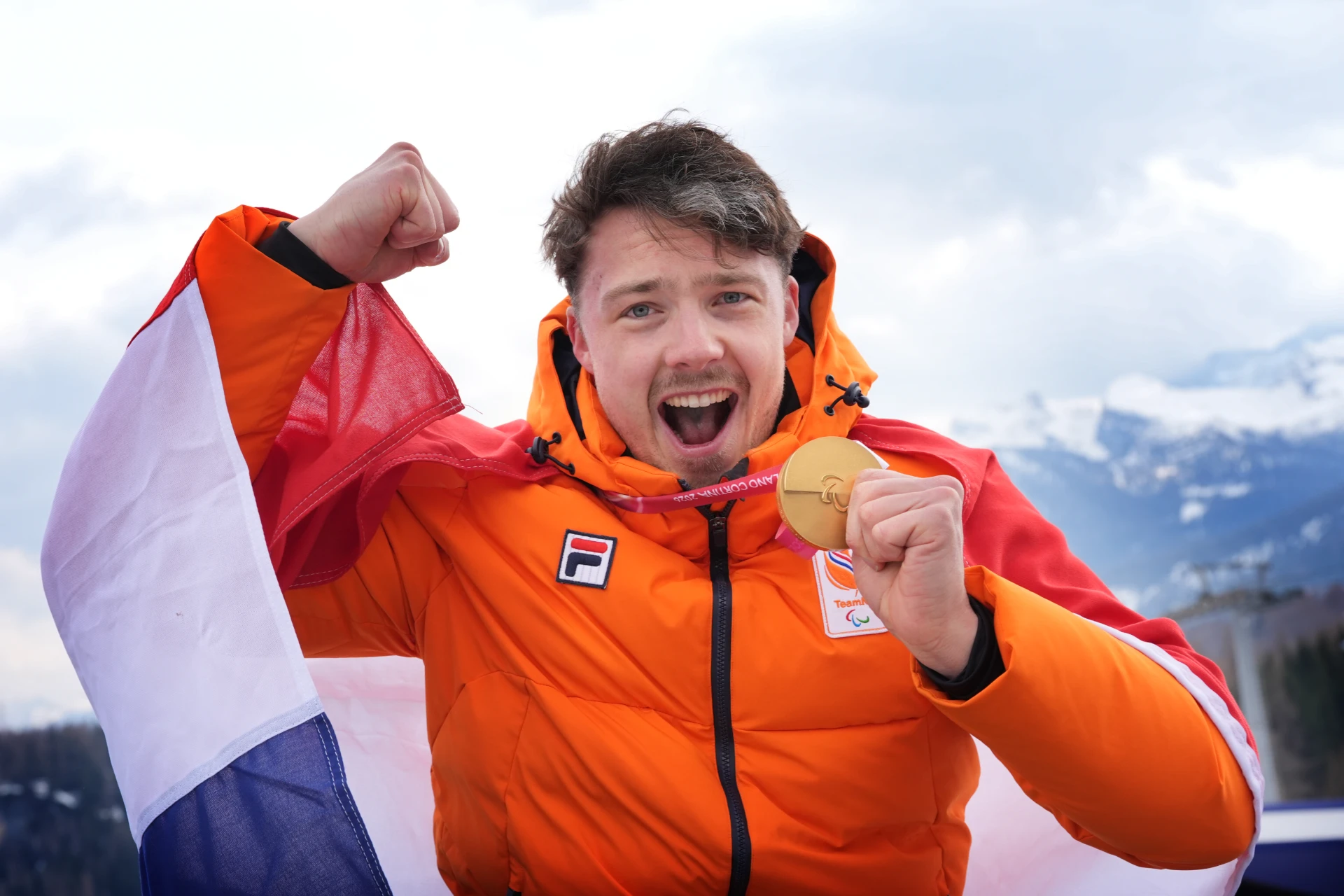 Jeroen Kampschreur is blij met zijn gouden medaille op de Paralympische Spelen 2026