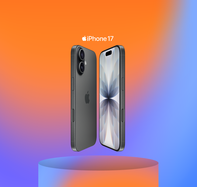 Apple iPhone 17 tegen een oranje-blauwe kleurverloopachtergrond, geplaatst op een cilindervormig voetstuk.
